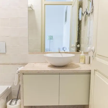 Amazing Lisboa! Views & Style In Historical Graca * Lisbon