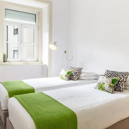 Apartment Amazing Lisboa! Views & Style In Historical Graca Lisbon